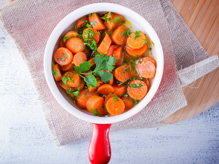 Zanahorias Baby Cocinadas Con Ajo, Miel Y Perejil